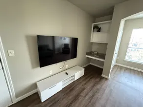 Cozy, Modern Apt Home 435 - Image 2