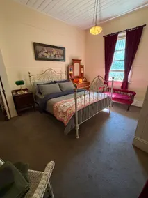 ”The Duke & Duchess's cottage.”(Romantic Getaway.) - Image 4