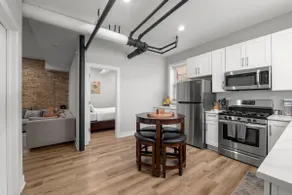 Chic Chicago Hideaway near Suburbs w/ Parking - Image 2