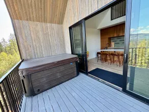 Timber&Tonic Mountain Chalet—2 min to beach - Image 5