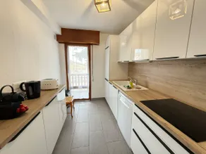 Beautiful detached house facing the slopes - Image 4