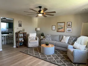 #4 - Upgraded Townhome - Image 4