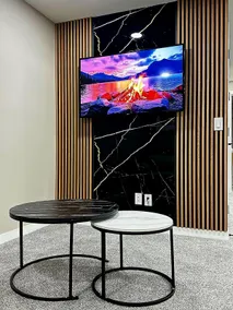 Private, Cozy, Luxury, Spacious One Bedroom Suite - Image 3