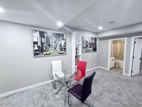 Private, Cozy, Luxury, Spacious One Bedroom Suite - Image 5