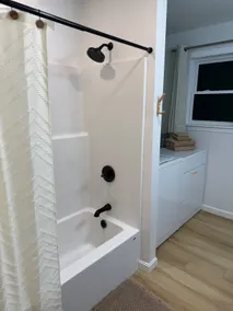 Modern Pownal Apartment - Image 3