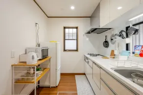 Entire 4LDK house for rent, Soga station, parking lot, good access to Makuhari/Disney/Fukuari - Image 4
