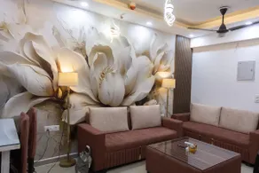 Stylish and Homely Stay - Image 3