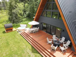 TreeTops Ayframe, Supersized AFrame on the River with Hot Tub - Image 5