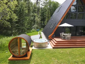 TreeTops Ayframe, Supersized AFrame on the River with Hot Tub - Image 2