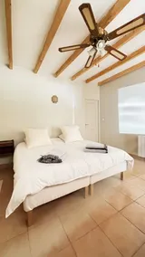 Charming, air-conditioned house. Everything within walking distance, parking. - Image 3