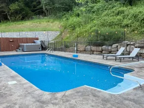 Elkhorn Lodge mountain retreat-Heated pool-Hot tub - Image 3