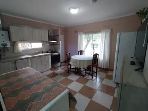 Cozy accommodation with garage, near airport - Image 4