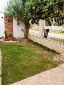 Cozy accommodation with garage, near airport - Image 5