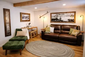 Remodeled/ 72”Fireplace/2 min 2 Lakes/Parks/Trails - Image 5