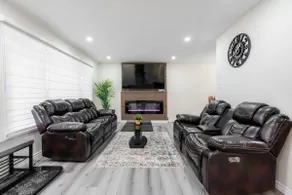 Modern 3BR | Near Western & Fanshawe | Parking - Image 2
