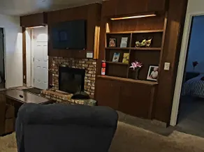 Main House Near Sequoia Park - Image 3