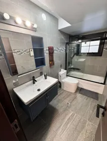 Modern, quite 2BR/2BA, w/Ensuite - Image 2