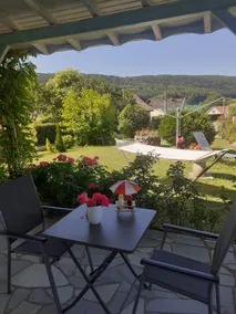 Cozy, spacious, bright studio with panoramic views - Image 2
