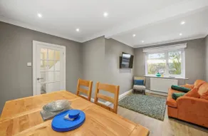 Copperfield House - Free Parking - Image 4