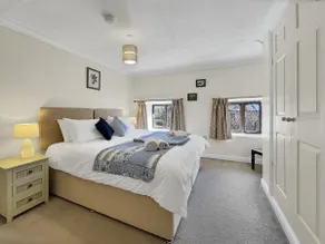 Rainsbury House - Image 3