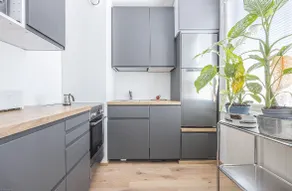 Modern Studio- Private Free Parking - Image 3