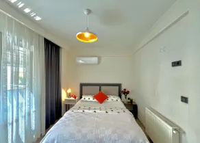 Modern, Central and Peaceful - Image 3