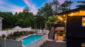 BLVCK Cabin 4 w/ In-ground Pool, Hot tub & Firepit - Image 2