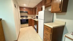 Your private retreat in Lee's Summit, close to everything - Image 5