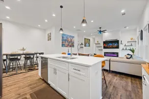 Game House with Hot Tub & Arcade - Image 4