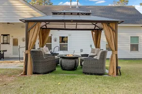 Game House with Hot Tub & Arcade - Image 5