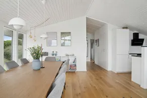 Newly renovated cottage overlooking Aarhus bay - Image 4