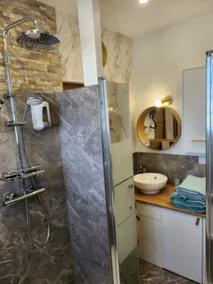 rent furnished apartment by night - Image 5