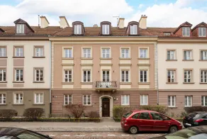 A studio with a kitchen, close to the subway, in the center of Warsaw - Image 4