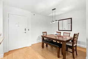 Yacht Club Luxurious 2 Bedroom and 2 Bathroom With Baby Crib - Image 4