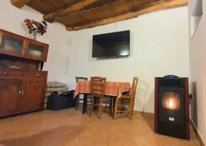 Rustic house in Alpago [Dolomiti Cortina Venezia] - Image 2