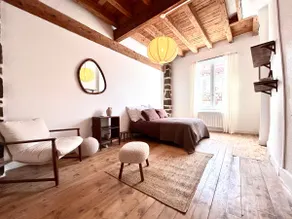 Atypical house - Hyper-center - Image 2