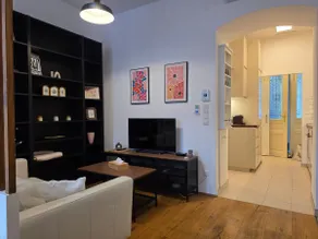 Modern studio for two – Free Garage - Image 4