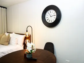 Luxury Modern Rosebank 1BR l Wi-Fi & Parking - Image 5