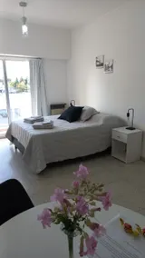 Spacious studio - Image 2