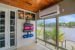 Sunny Lakefront Escape w GameRoom, Gym & SwimSpa - Image 4