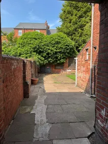 Big Sleeps 8 | Parking Train Tram Pubs | Hucknall - Image 4