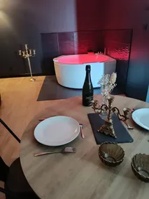 Jacuzzi, massage table, relaxation, wedding, loveroom - Image 5