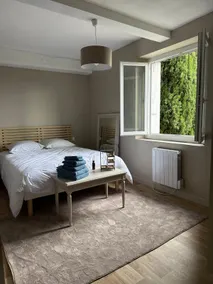 Idyllic gite with private pool - Image 4
