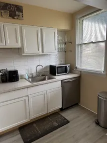 12 Mins to Downtown - Neicy’s Nest McKees Rocks - Image 4