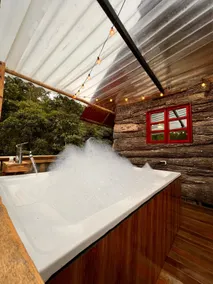 Beautiful Cabin Love and Nature. - Image 3