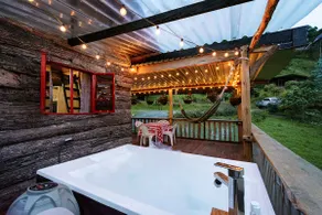 Beautiful Cabin Love and Nature. - Image 2