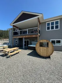 Lake Pend House, Sauna & Hot Tub, Panoramic Views - Image 4