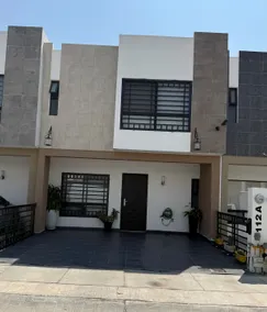 House near the fair - Image 2