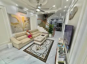Happy House - Image 4
