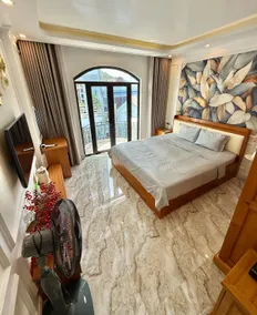 Happy House - Image 3